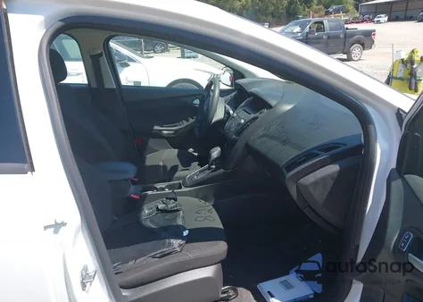 2017 Ford Focus Se from USA, damaged, VIN 1FADP3K22HL317002